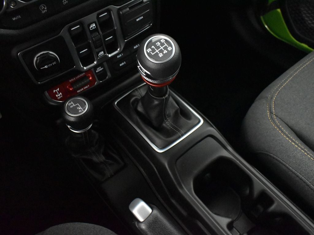 2025 Jeep Wrangler 4-Door Willys 4x4