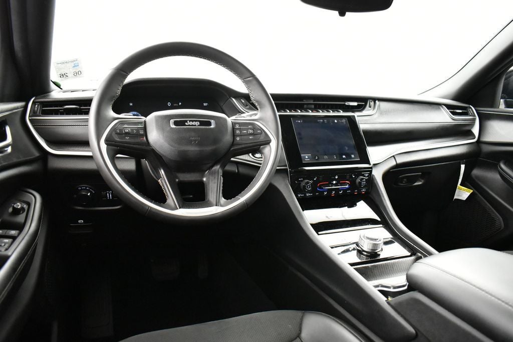 2024 Jeep Grand Cherokee L Altitude X 4x4