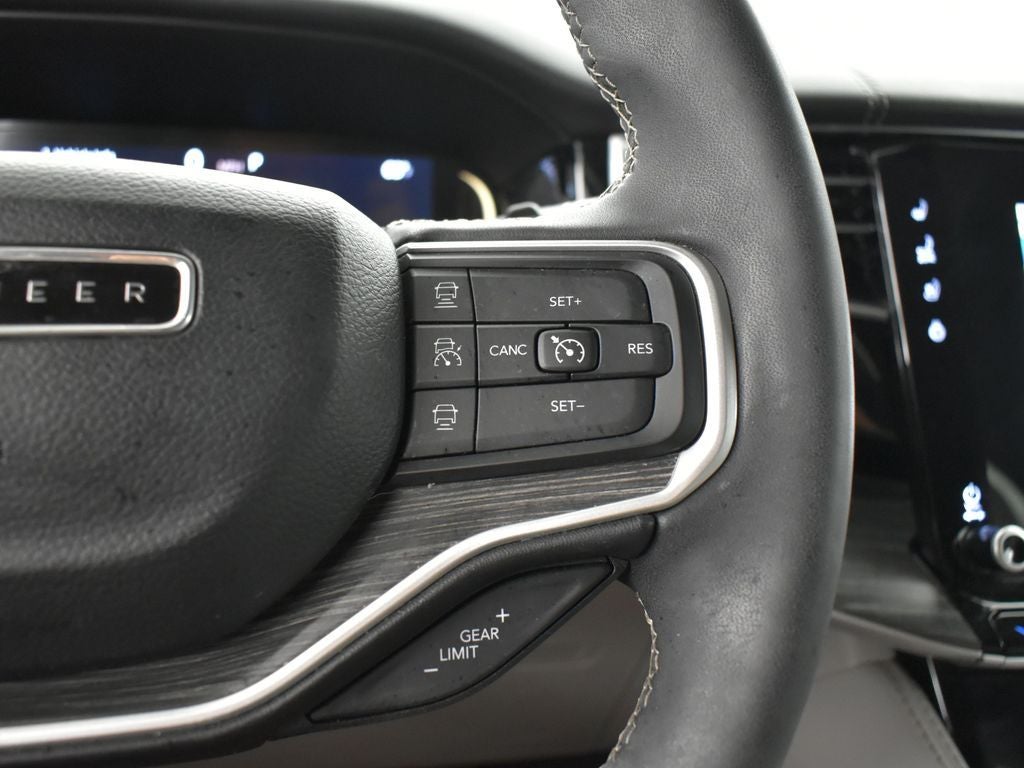 2023 Jeep Wagoneer Series III