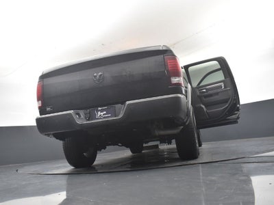 2024 RAM 1500 Classic Warlock Crew Cab 4x2 5'7' Box