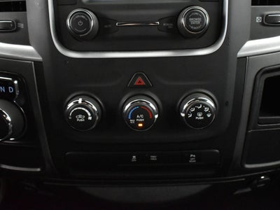 2024 RAM 1500 Classic Warlock Crew Cab 4x2 5'7' Box