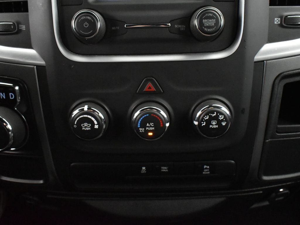 2024 RAM 1500 Classic Warlock Crew Cab 4x2 5'7' Box