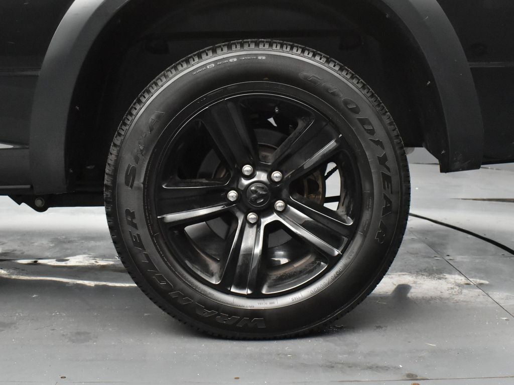 2024 RAM 1500 Classic Warlock Crew Cab 4x2 5'7' Box