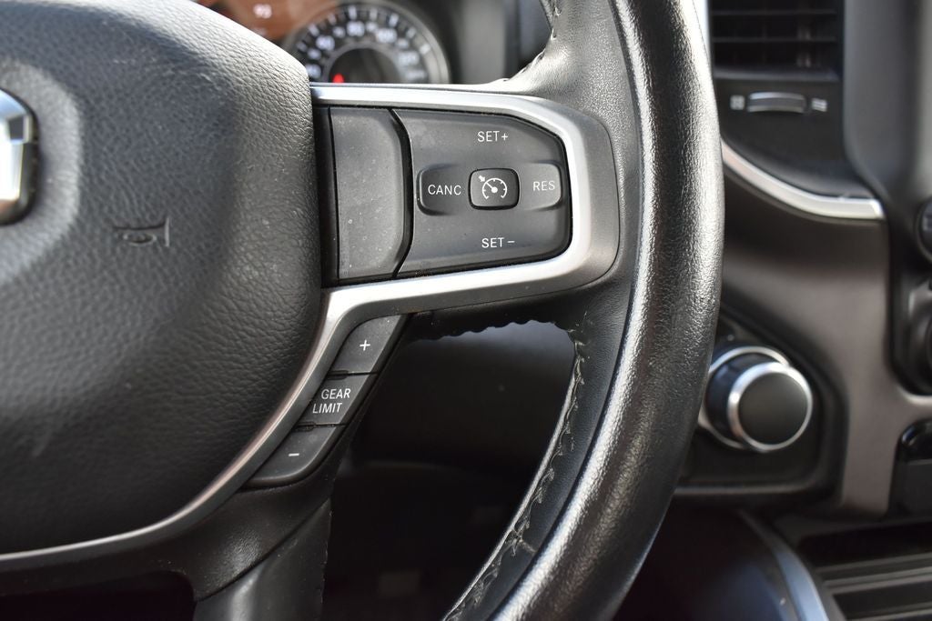 2022 RAM 1500 Big Horn Crew Cab 4x4 5'7' Box