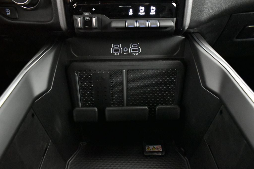 2026 RAM 1500 Big Horn Crew Cab 4x4 5'7' Box