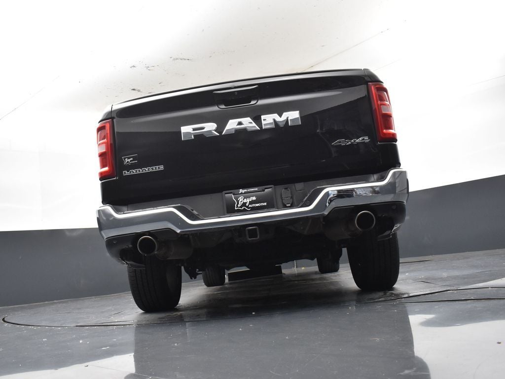 2025 RAM 1500 Laramie Crew Cab 4x4 5'7' Box