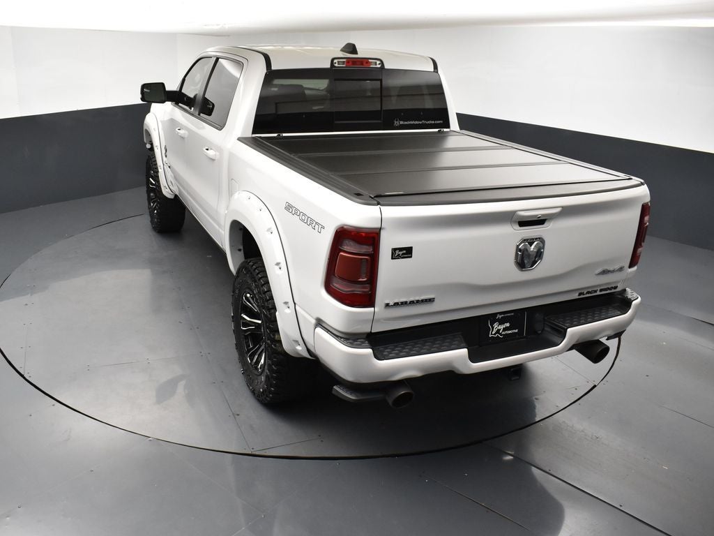 2022 RAM 1500 Laramie Crew Cab 4x4 5'7' Box