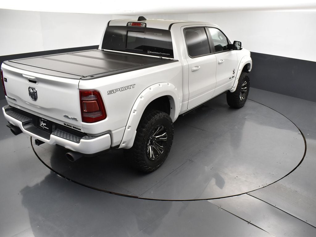 2022 RAM 1500 Laramie Crew Cab 4x4 5'7' Box