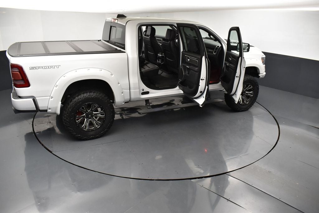 2022 RAM 1500 Laramie Crew Cab 4x4 5'7' Box