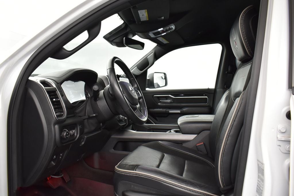 2022 RAM 1500 Laramie Crew Cab 4x4 5'7' Box