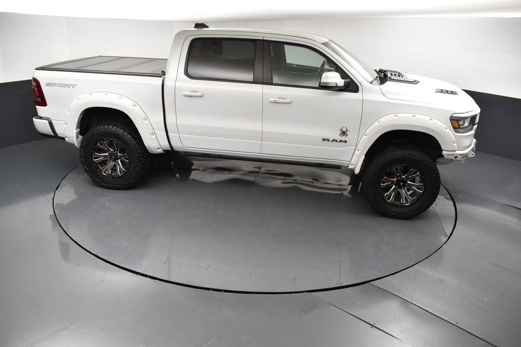2022 RAM 1500 Laramie Crew Cab 4x4 5'7' Box
