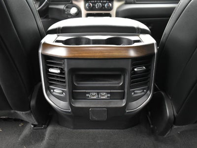 2022 RAM 1500 Laramie Crew Cab 4x4 5'7' Box