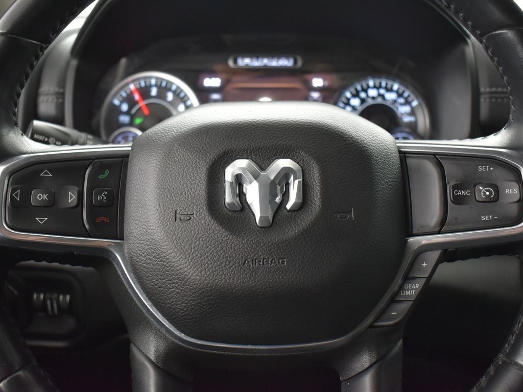 2022 RAM 1500 Laramie Crew Cab 4x4 5'7' Box