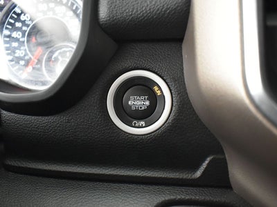 2022 RAM 1500 Laramie Crew Cab 4x4 5'7' Box