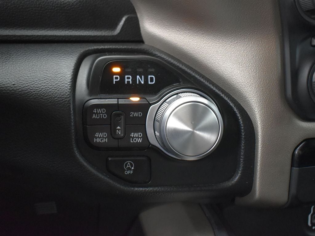 2022 RAM 1500 Laramie Crew Cab 4x4 5'7' Box