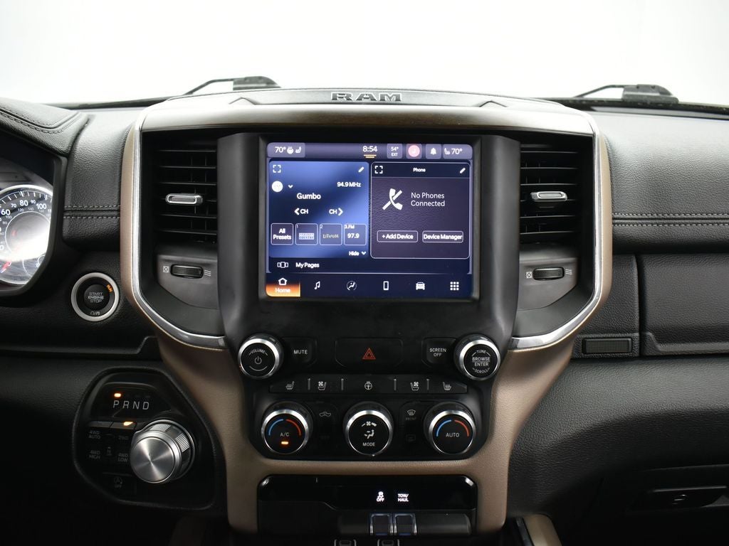 2022 RAM 1500 Laramie Crew Cab 4x4 5'7' Box