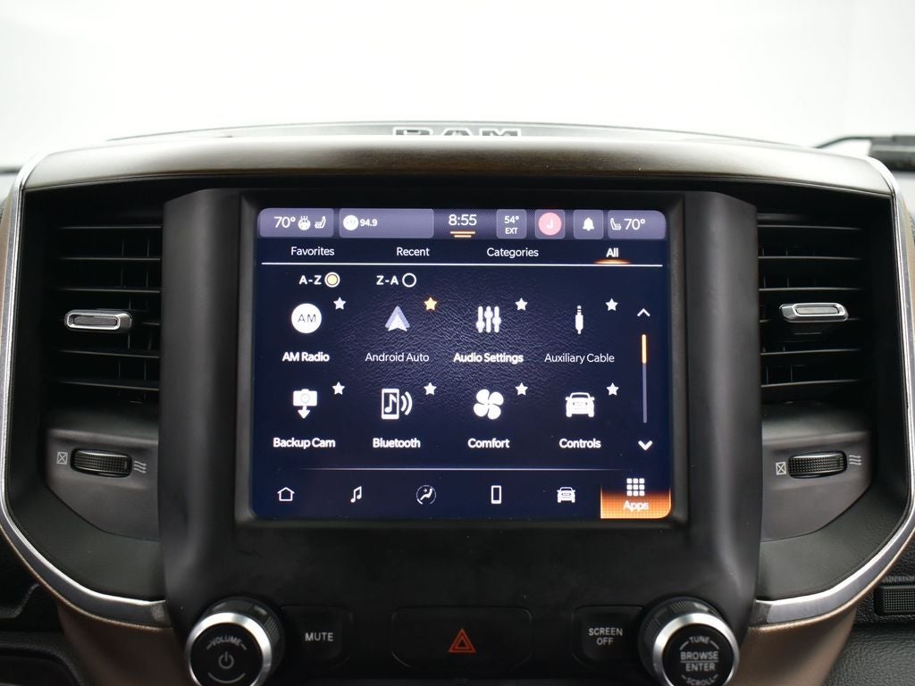 2022 RAM 1500 Laramie Crew Cab 4x4 5'7' Box