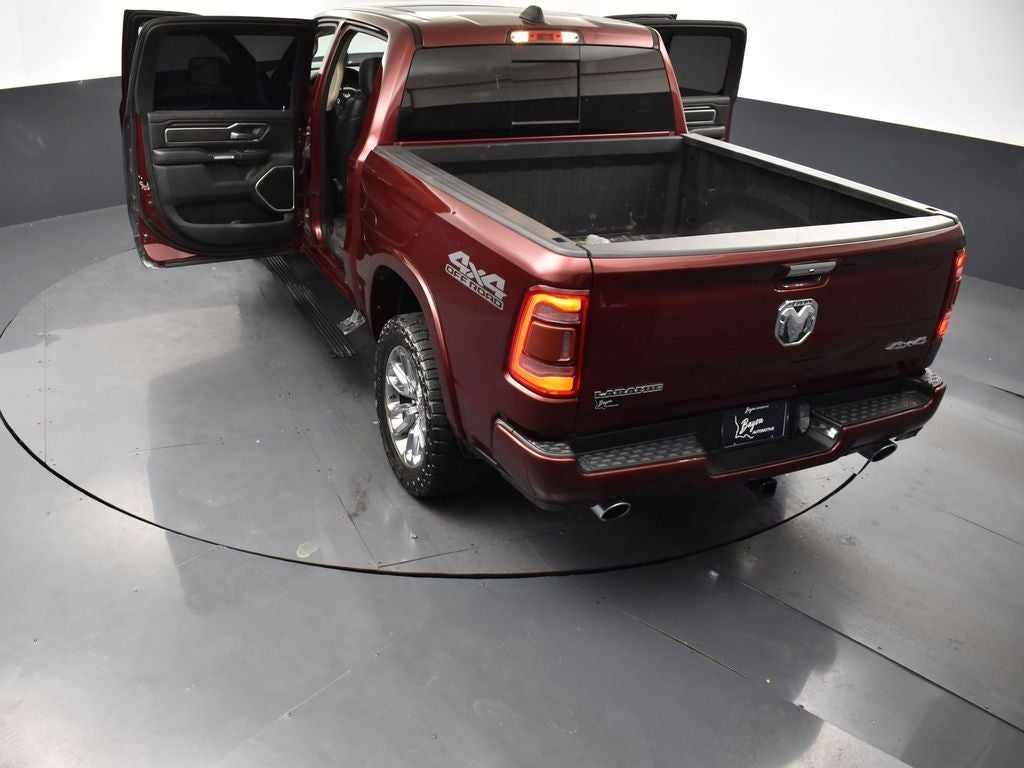 2022 RAM 1500 Laramie Crew Cab 4x4 5'7' Box