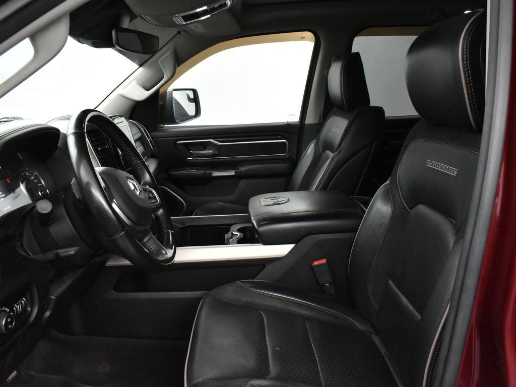 2022 RAM 1500 Laramie Crew Cab 4x4 5'7' Box