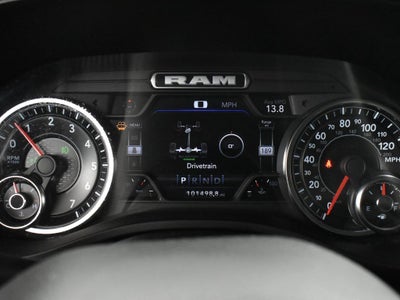 2022 RAM 1500 Laramie Crew Cab 4x4 5'7' Box