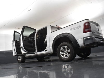 2020 RAM 1500 Laramie Crew Cab 4x4 5'7' Box