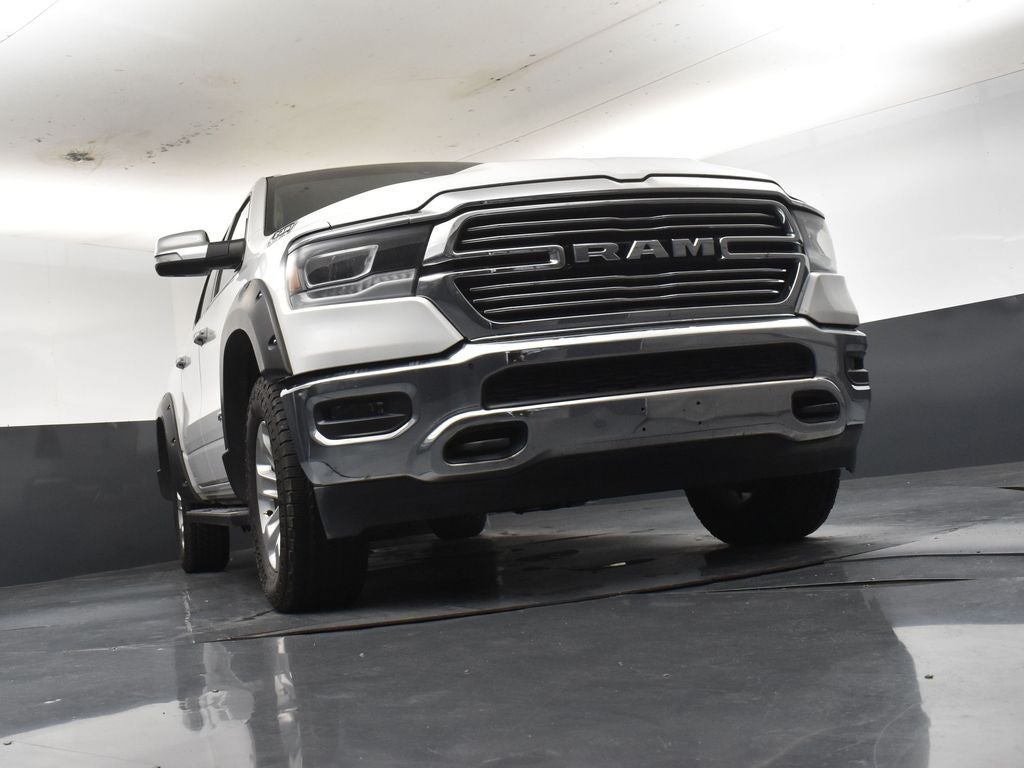 2020 RAM 1500 Laramie Crew Cab 4x4 5'7' Box