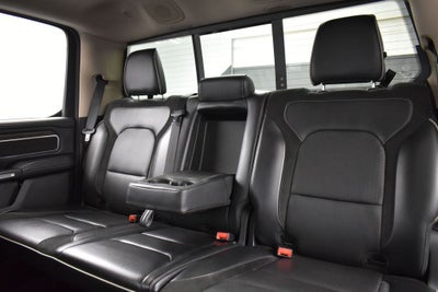2020 RAM 1500 Laramie Crew Cab 4x4 5'7' Box