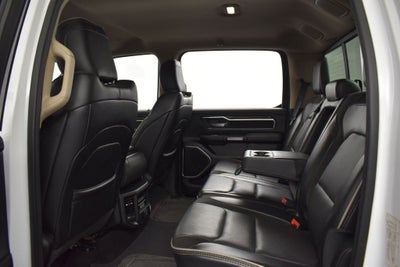 2020 RAM 1500 Laramie Crew Cab 4x4 5'7' Box