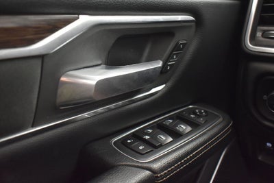 2020 RAM 1500 Laramie Crew Cab 4x4 5'7' Box