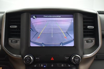 2020 RAM 1500 Laramie Crew Cab 4x4 5'7' Box