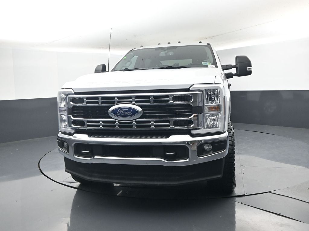 2023 Ford F-350 XLT