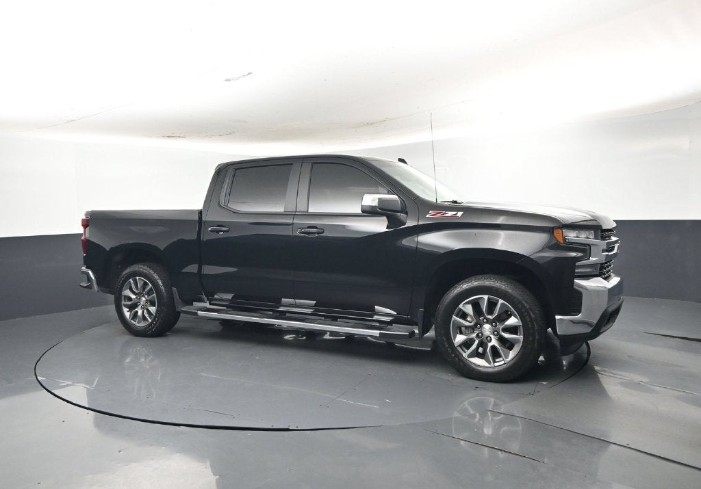 2022 Chevrolet Silverado 1500 LTD 4WD Crew Cab Short Bed LT