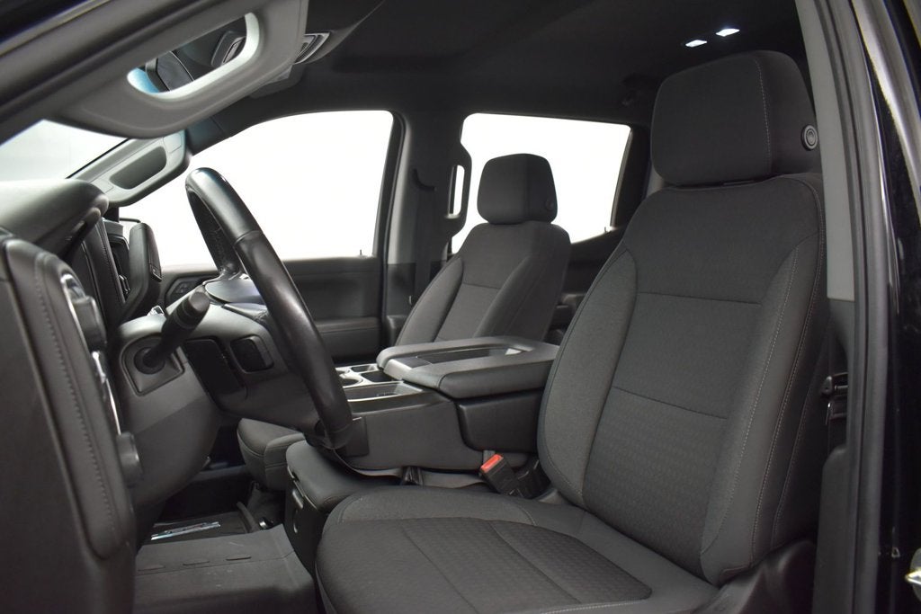 2022 Chevrolet Silverado 1500 LTD 4WD Crew Cab Short Bed LT