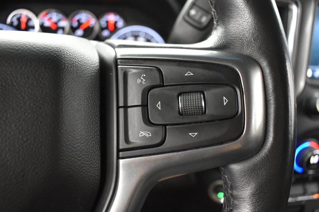 2022 Chevrolet Silverado 1500 LTD 4WD Crew Cab Short Bed LT