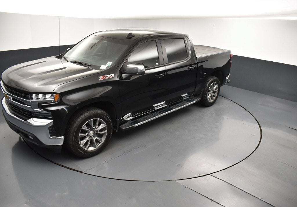 2022 Chevrolet Silverado 1500 LTD 4WD Crew Cab Short Bed LT