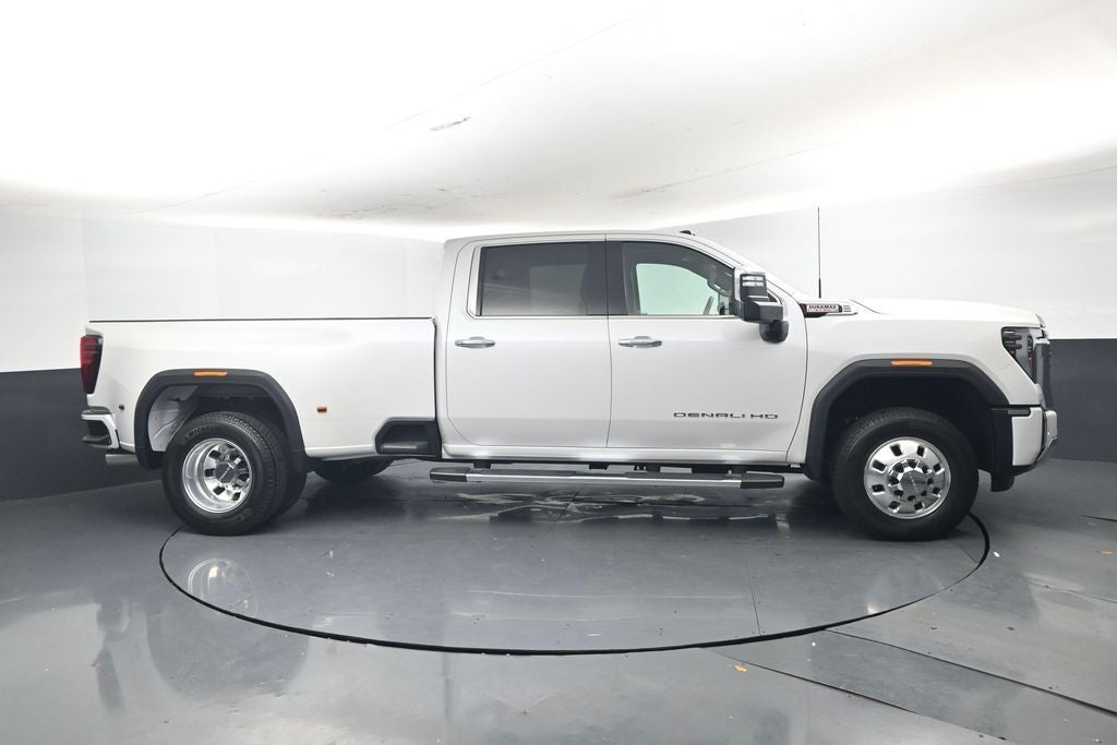 2024 GMC Sierra 3500HD 4WD Crew Cab Long Bed Denali