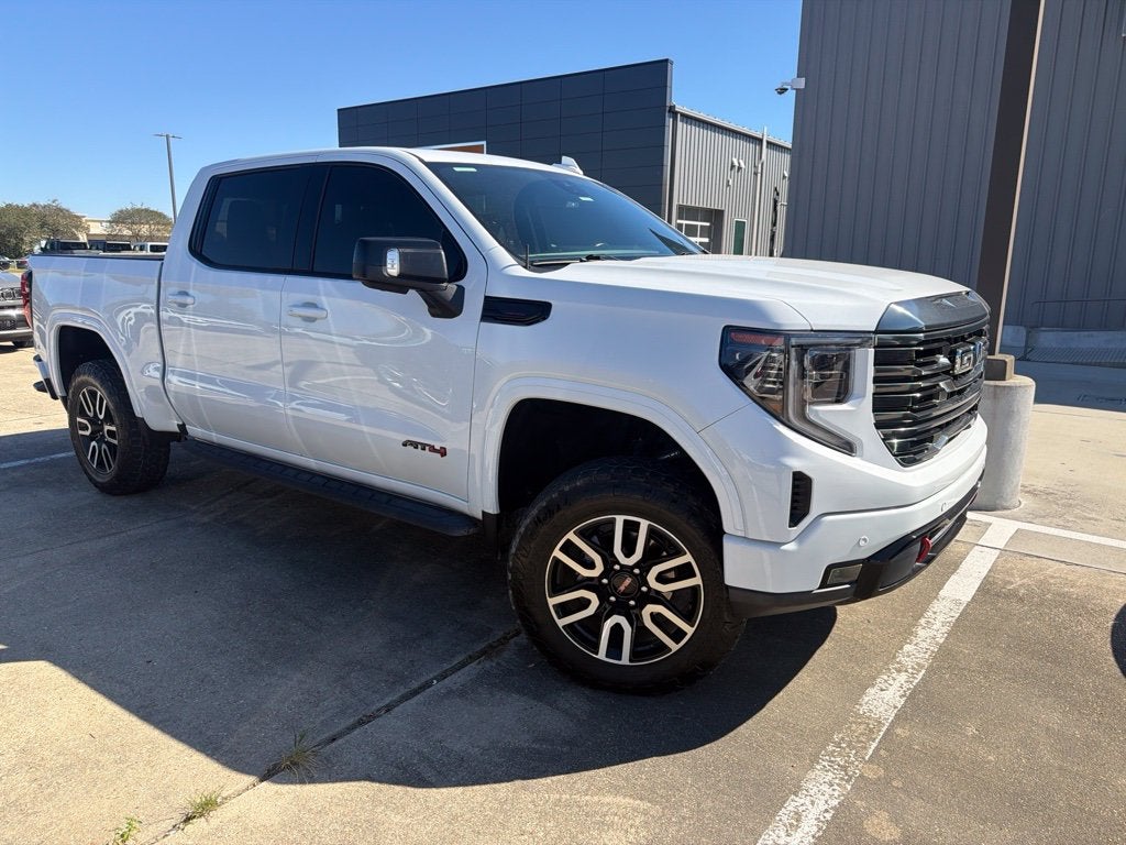 2023 GMC Sierra 1500 4WD Crew Cab Short Box AT4