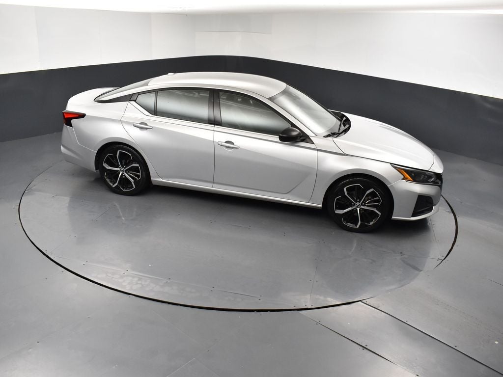 2024 Nissan Altima SR FWD