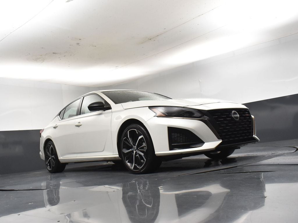 2024 Nissan Altima SR FWD