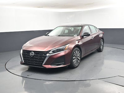 2024 Nissan Altima SV FWD