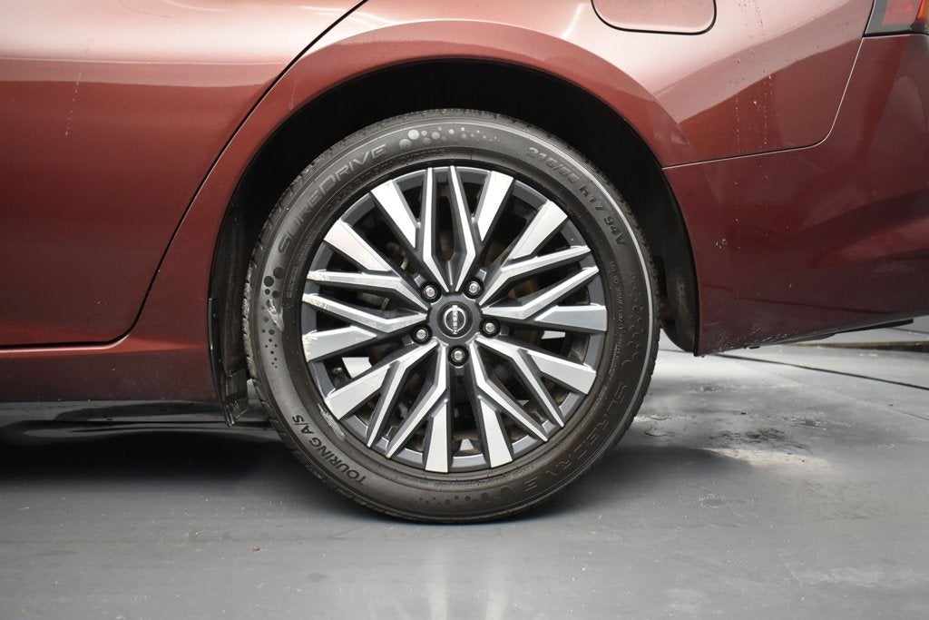 2024 Nissan Altima SV FWD