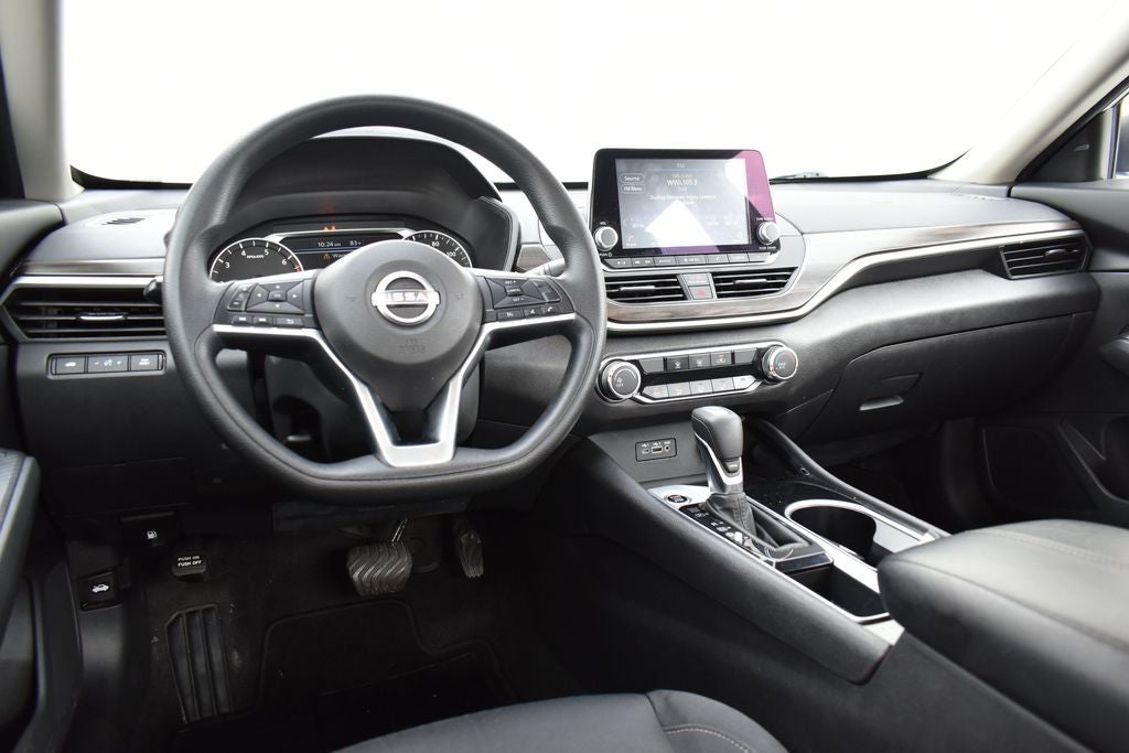 2024 Nissan Altima SV FWD