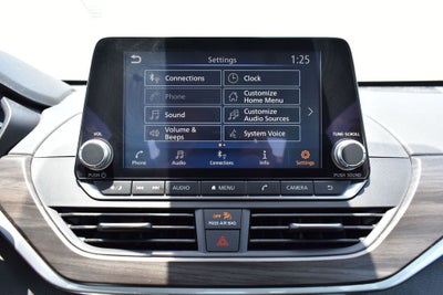 2024 Nissan Altima SV FWD