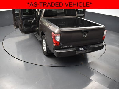 2019 Nissan TITAN SV