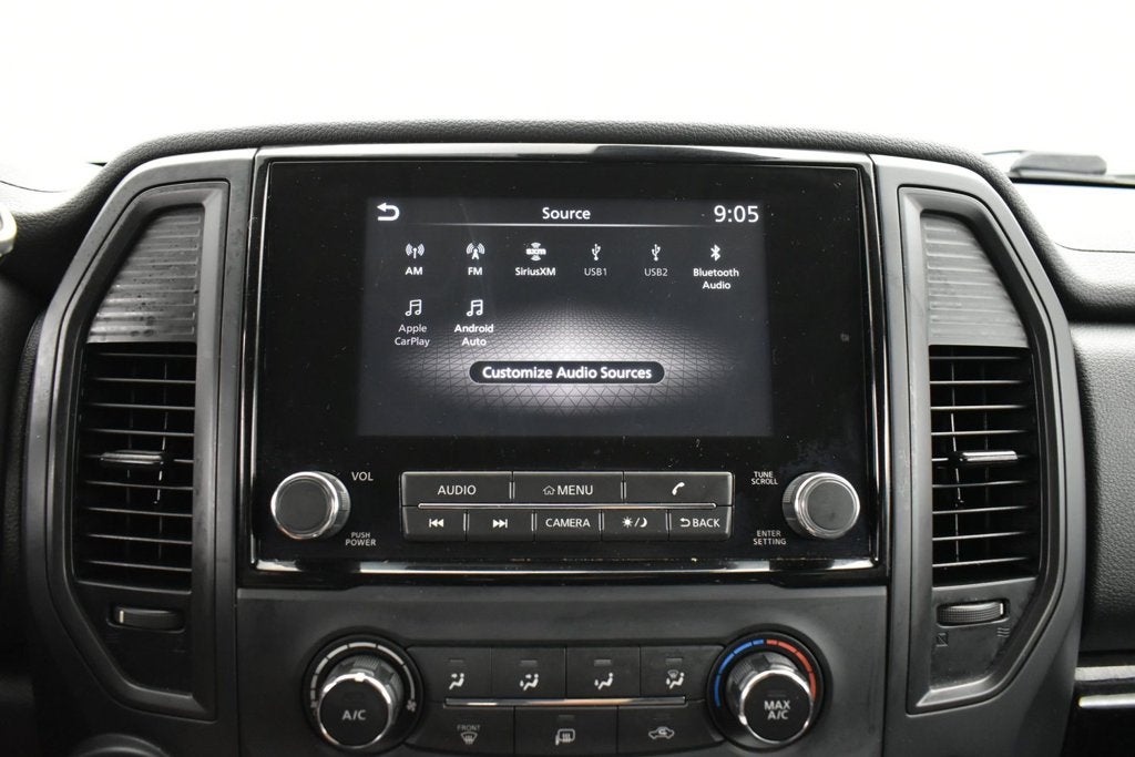 2022 Nissan TITAN Crew Cab SV 4x4