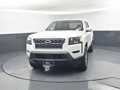 2022 Nissan Frontier Crew Cab SV 4x4