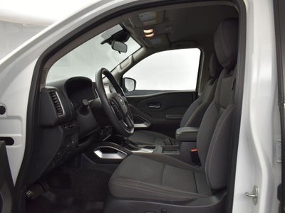 2022 Nissan Frontier Crew Cab SV 4x4