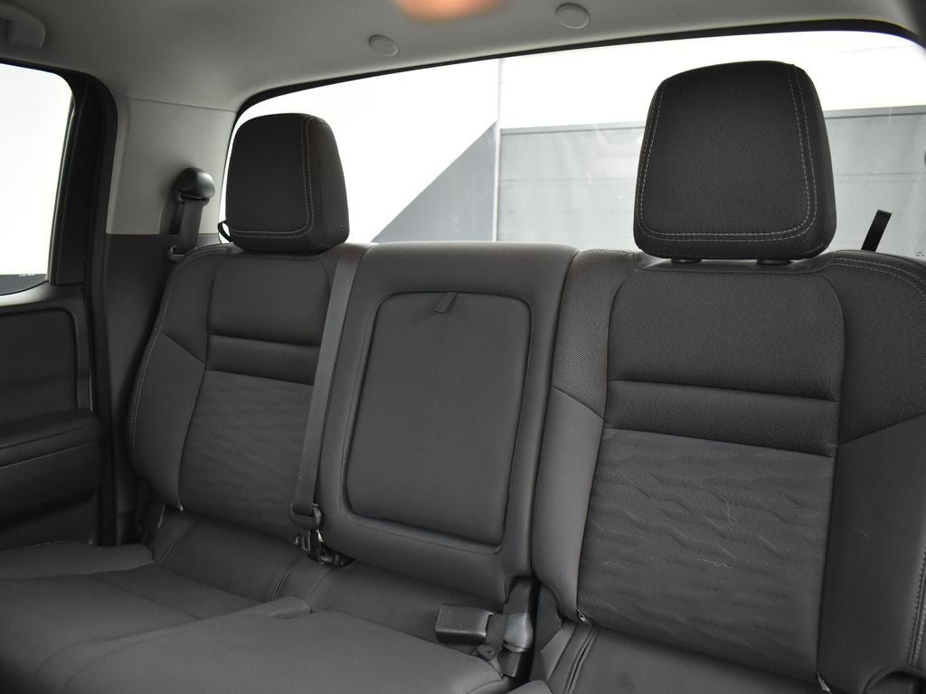 2022 Nissan Frontier Crew Cab SV 4x4