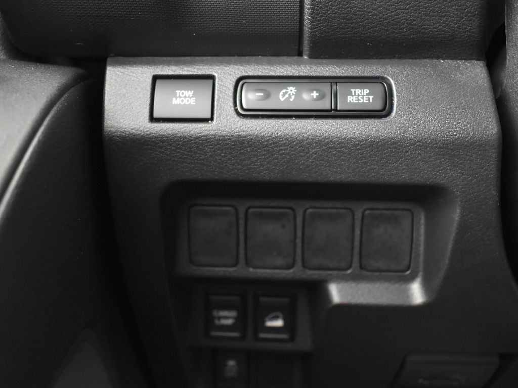 2022 Nissan Frontier Crew Cab SV 4x4