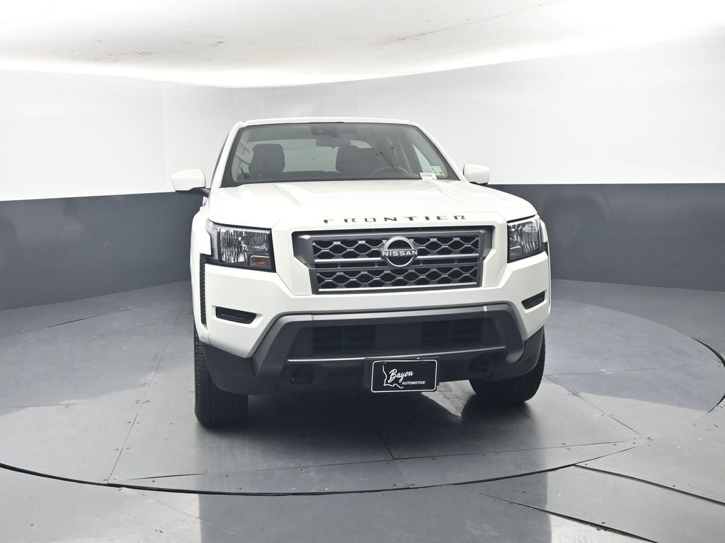 2022 Nissan Frontier Crew Cab SV 4x4